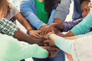 Role of Taqneen Law Firm in Empowering Communitites